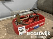 Ex verhuur aannemersmateriaal, hoogwerkers, tuin en parkmachines, gereedschappen