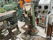 Online veiling metaalbewerkingsmachines, opspantafels en gereedschappen
