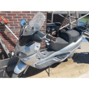 Veiling van diverse speedboten, waterscooters & Vespa motor scooter te Andijk