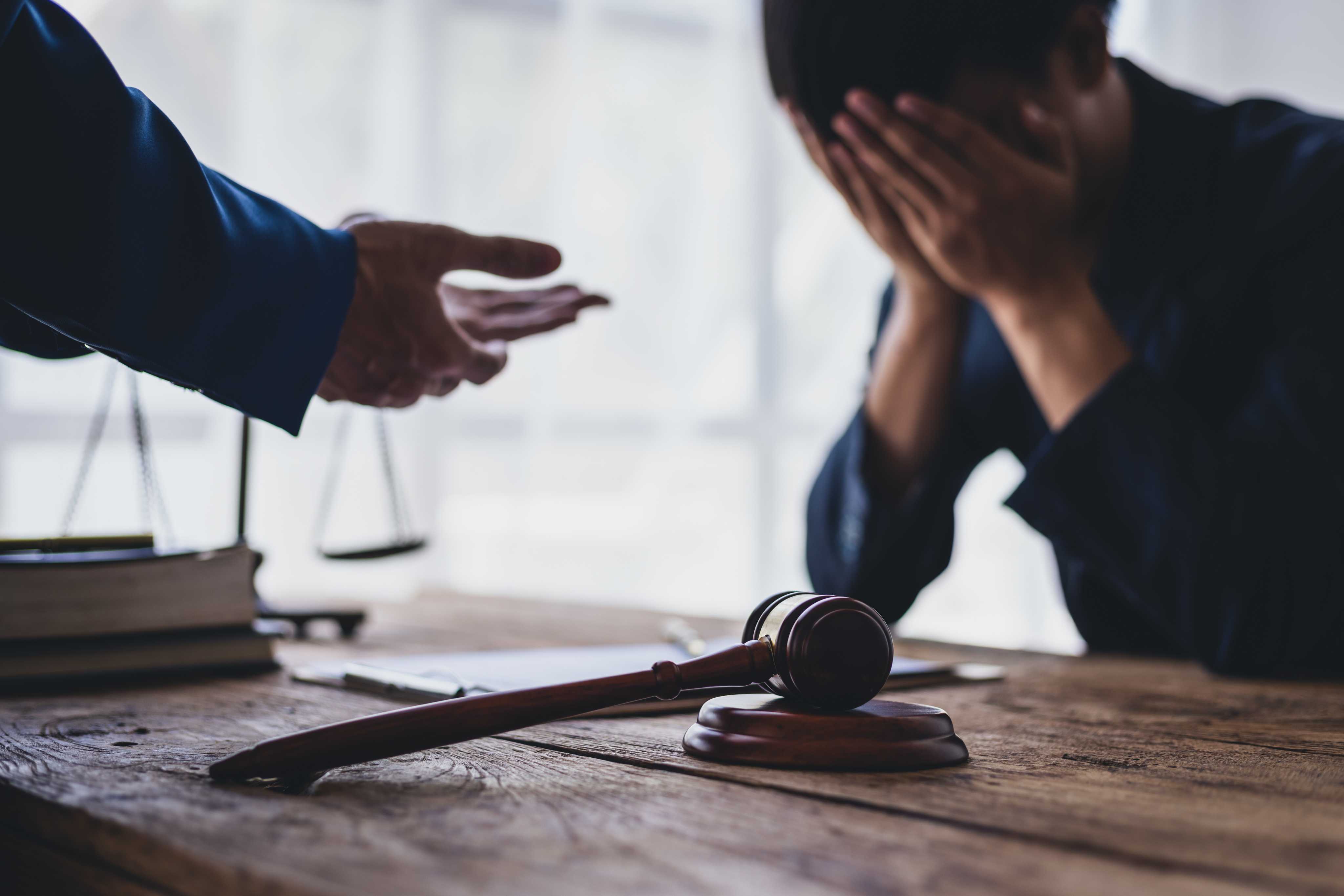 Hoe dwing je een onwillige debiteur tot betaling zonder direct faillissement aan te vragen