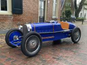 Online auction Automobilia, bromfietsen, motoren, artefacts, curiosa, designmeubelen en vintage reclame materieel