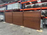 Online auction Bamboe schuttingen, composieten gevels en vloeren, kunstbomen, planten, bloemen en hagen