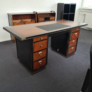 Online-Versteigerung Bedrijfsverhuizing: Authentic Models