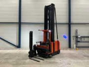 Online auction Distriebutiecentrum footlocker Heftrucks en Magazijn inventaris