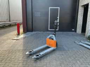 Online auction Ex Rental and lease Forklifts and internal transport