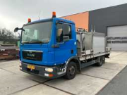 Vente aux enchères en ligne Ex rental; hoogwerker, kantoorunits, voertuigen, opslagcontainers, aanbouwdelen en gereedschappen