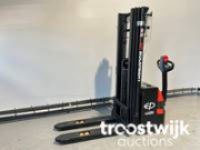 Online auction Gereedschappen, machines, schoonmaakmachines en intern transport materieel