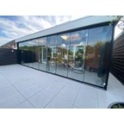 Vente aux enchères en ligne Glazen schuifdeursystemen voor aanbouw, overkapping of veranda (Gratis thuisbezorging binnen Nederland, m.u.v. de Waddeneilanden)