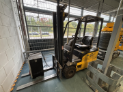 Vente aux enchères en ligne Heftruck OM Pimespo XE 15 3AC