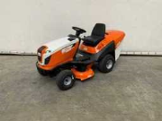 Online auction Heftrucks, grondverzetmachines, kantoorunit, steigerplanken, units en zakelijke goederen