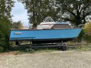 Online-Versteigerung Heftrucks, hoogwerkers, boten en grasmaaiers