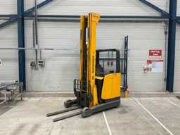 Online auction Hoogbouwtruck, reachtrucks, elektrische palletwagen