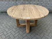 Online auction Houten tafels en tafelbladen wegens opruiming