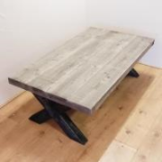Vente aux enchères en ligne Industriële familie eettafels met kruispoot & XXL tuintafels te Drachten (Bezorging door heel NL, m.u.v. de Wadden-eilanden is mogelijk)