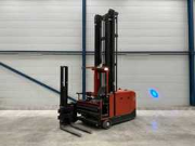 Vente aux enchères en ligne Inventaris afkomstig uit distributiecentrum: Heftrucks, Rollenbaan onderdelen, IT en meer
