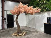 Online-Versteigerung Kunstbomen en planten, gevel bekleding, tuinsets, kunstgras