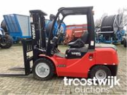 Vente aux enchères en ligne Landbouw-, tuin- en park-, grondverzetmachines en vorkheftrucks