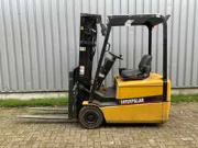 Online-Versteigerung Magazijnopruiming kunstplanten, gereedschappen, bouwmaterialen en voedingssupplementen