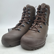 Online auction Persoonlijke uitrusting en kleding Defensie