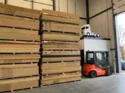 Online-Versteigerung Plaatmaterialen, dakleer, opslag tenten, units, gereedschappen en rolcontainers