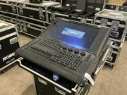 Online-Versteigerung Professionele licht- audio- en videoapparatuur en podiumbouw