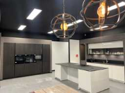 Online-Versteigerung (Showroom)keukens en apparatuur REDDY Keukens Eindhoven uit faillissement