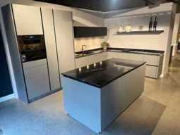 Vente aux enchères en ligne (Showroom)keukens, keuken apparatuur en toebehoren