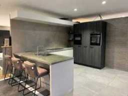 Online auction (Showroom)keukens, keukenapparatuur, keuken- en woonaccessoires