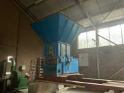 Online auction Shredders, houtbewerkingsmachines en toebehoren wegens opruiming zaagsel- en houtvezelbedrijf