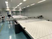 Online-Versteigerung Sluiting productiehal met UV-Print en coating lijn