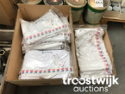 Online auction Teakhout, tuin- en parkmachines, gereedschappen, werkkleding en voorraad