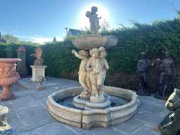 Online auction Tuinmeubelen en bronzen- en stenen tuinbeelden