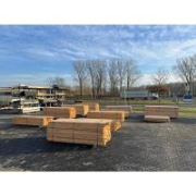 Vente aux enchères en ligne Veiling van een partij grenen hout & stalen glasbokken te Vriezenveen