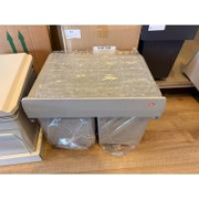 Vente aux enchères en ligne Veiling van High-End en design showroomkeukens – keuken inbouwapparatuur  en diversen i.v.m. herinrichting showroom te Lienden