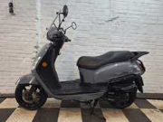 Online auction Verzamelveiling scooters en motoren