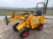 Online-Versteigerung Voertuigen, materieel, keukens en magazijnopruiming