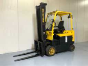 Online veiling Vorkheftrucks, gereedschappen, schoonmaakmachines en aggregaten