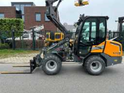 Vente aux enchères en ligne Vorkheftrucks, vrachtwagens, boten, personenauto’s en gereedschappen