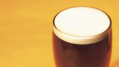 Britten drinken 140 miljoen 'pints' minder
