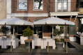 Vaste gasten nemen failliet restaurant over