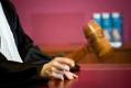 Zes zakenlieden verdacht in grote beleggingsfraude